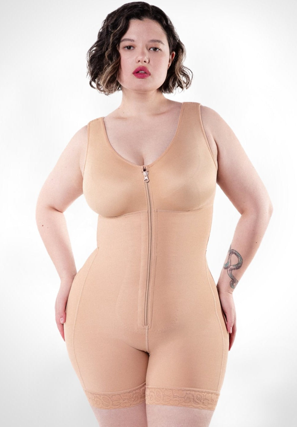 Jennifer -  Body Shaper Met Rits